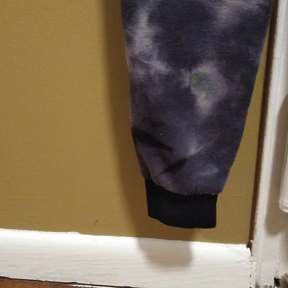 Love tracksuit - Picture 10 of 10